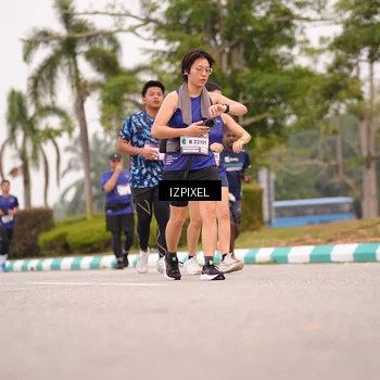 Runner Photo 7540302