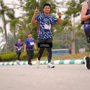 Runner Photo 7540304