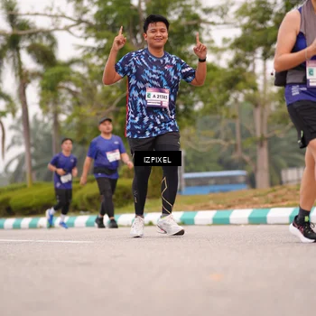 Runner Photo 7540305