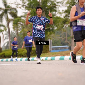Runner Photo 7540306
