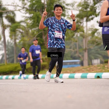 Runner Photo 7540309