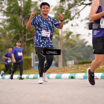 Runner Photo 7540310