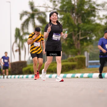 Runner Photo 7540316