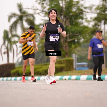 Runner Photo 7540317