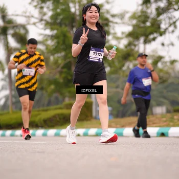 Runner Photo 7540318
