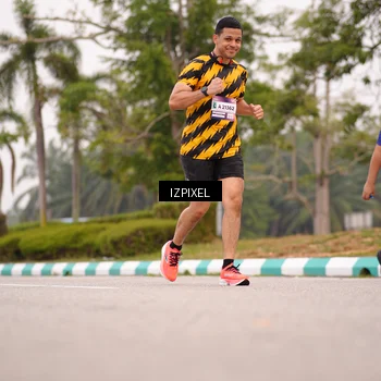 Runner Photo 7540324