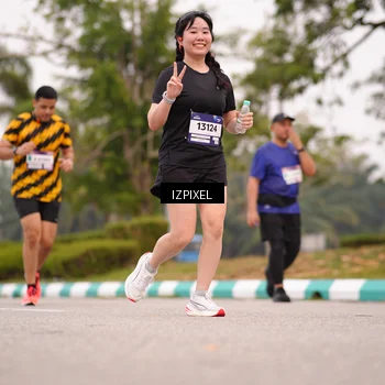 Runner Photo 7540325