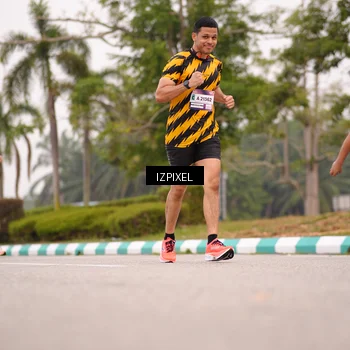 Runner Photo 7540326