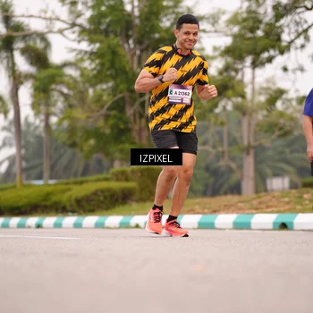 Runner Photo 7540328