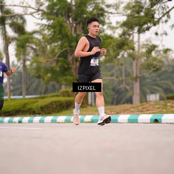 Runner Photo 7540335