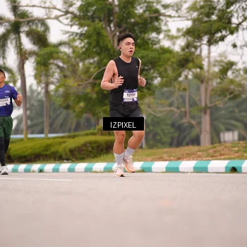 Runner Photo 7540336