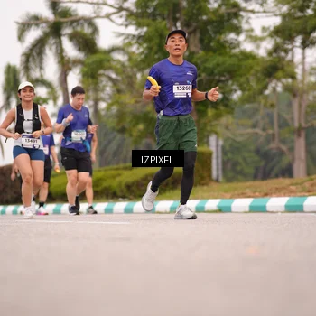 Runner Photo 7540341