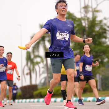 Runner Photo 7540388