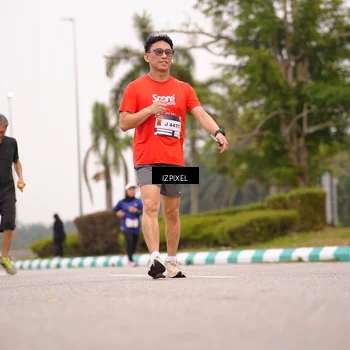 Runner Photo 7540394