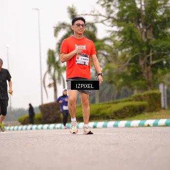 Runner Photo 7540398