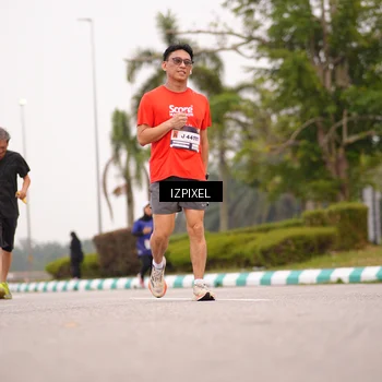 Runner Photo 7540399