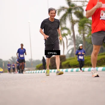 Runner Photo 7540405