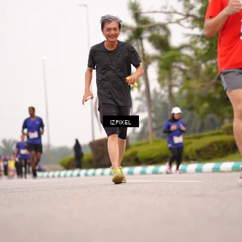 Runner Photo 7540407