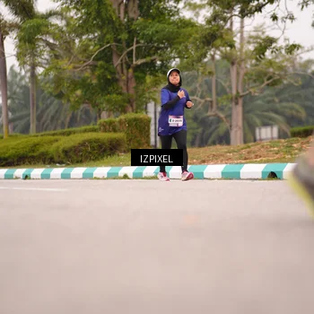 Runner Photo 7540416