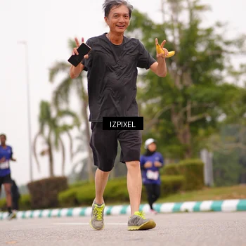 Runner Photo 7540417
