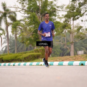 Runner Photo 7540439
