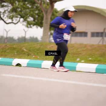 Runner Photo 7540443
