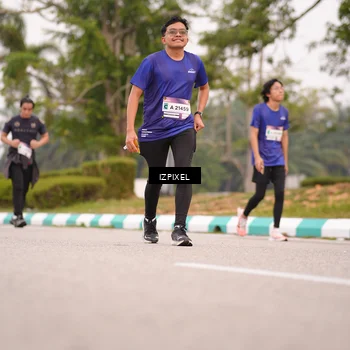 Runner Photo 7540446