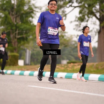 Runner Photo 7540450