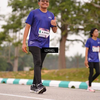 Runner Photo 7540456