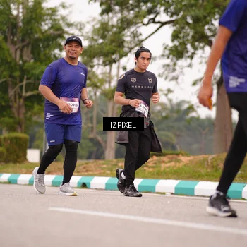 Runner Photo 7540460