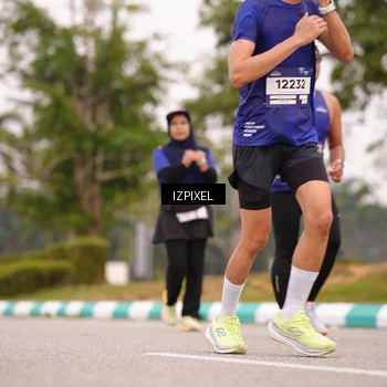 Runner Photo 7540477