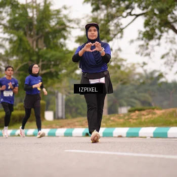 Runner Photo 7540479