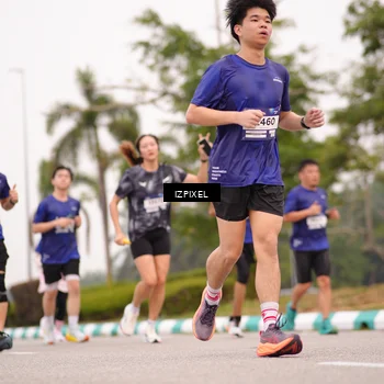 Runner Photo 7540494