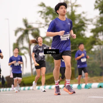 Runner Photo 7540496