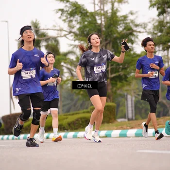 Runner Photo 7540501