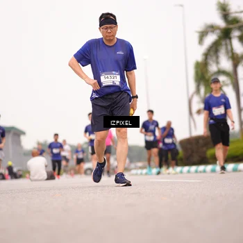 Runner Photo 7540510