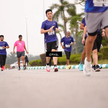Runner Photo 7540516