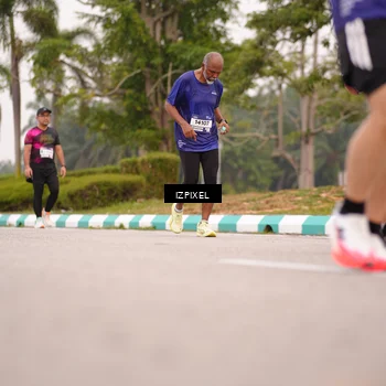 Runner Photo 7540517