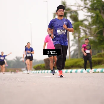 Runner Photo 7540522