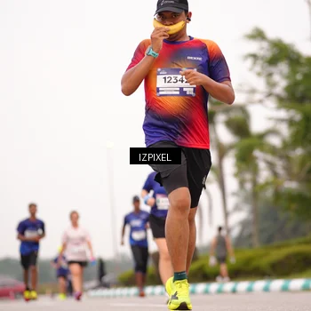 Runner Photo 7540555