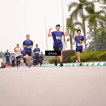 Runner Photo 7540604