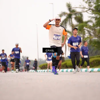 Runner Photo 7540623