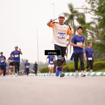 Runner Photo 7540624