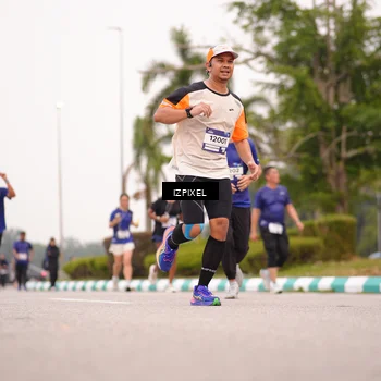 Runner Photo 7540630