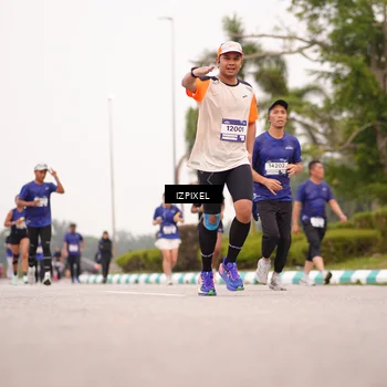 Runner Photo 7540633