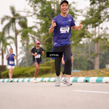 Runner Photo 7540645