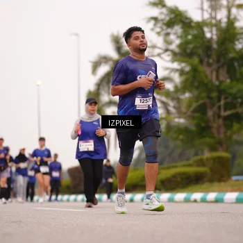 Runner Photo 7540661