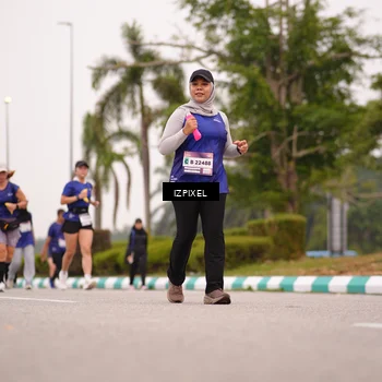 Runner Photo 7540669