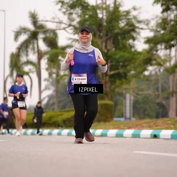 Runner Photo 7540674