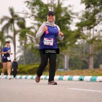 Runner Photo 7540675